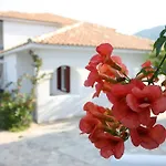 Alkistis 4*