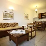 Alkistis 4*